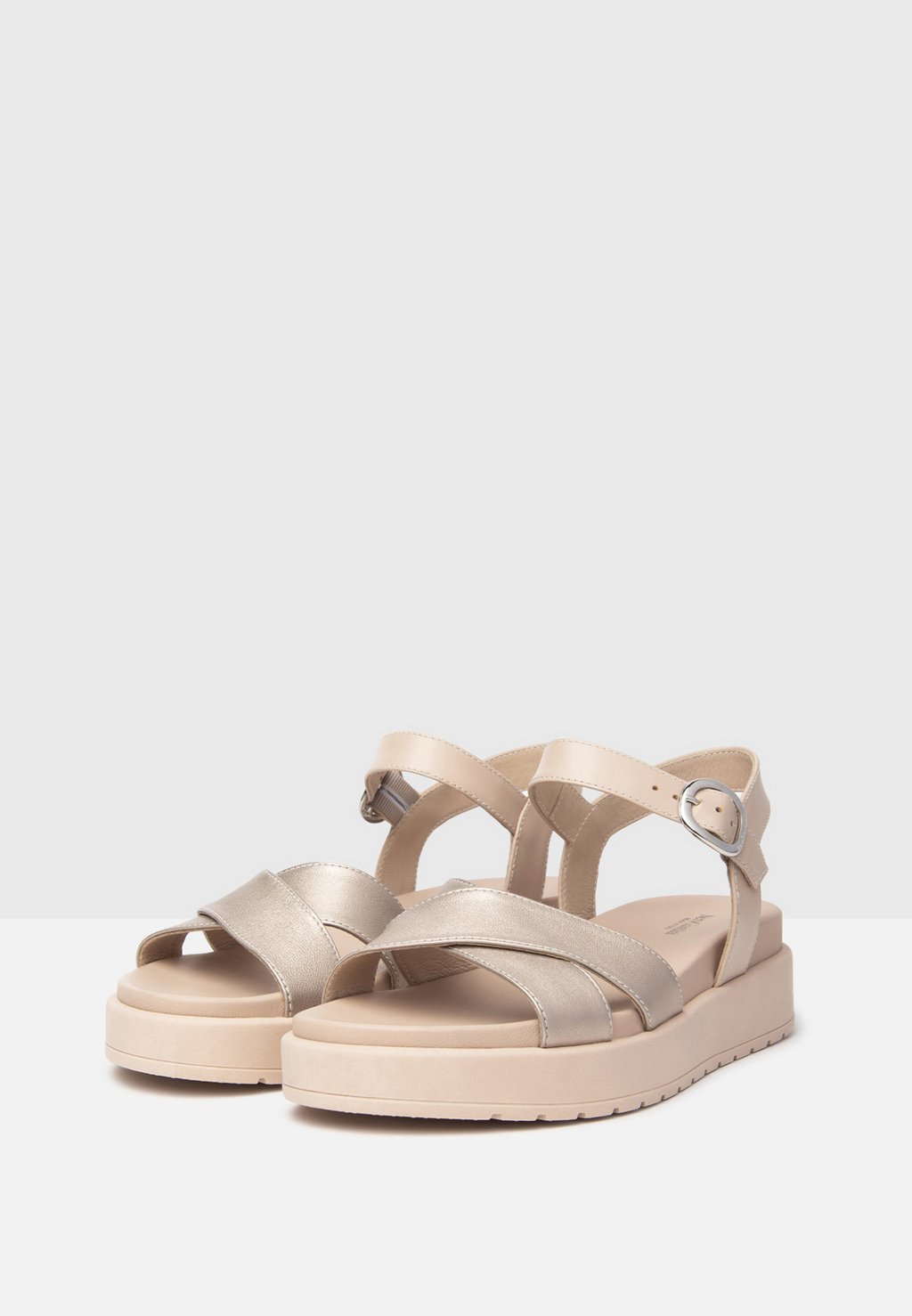 картинка Босоножки на танкетке Platform sandals NeroGiardini, бежевый от магазина Одежда+