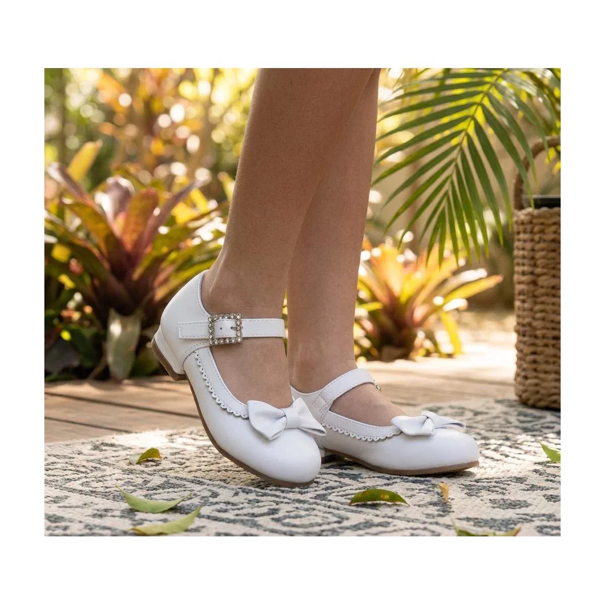 картинка Детские туфли для девочек с блестками Josmo Shoes, White от магазина Одежда+