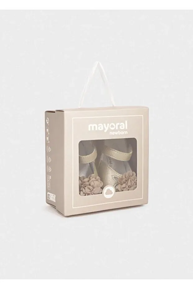 картинка Детские пинетки для девочек с цветочным принтом Mayoral, Beige от магазина Одежда+