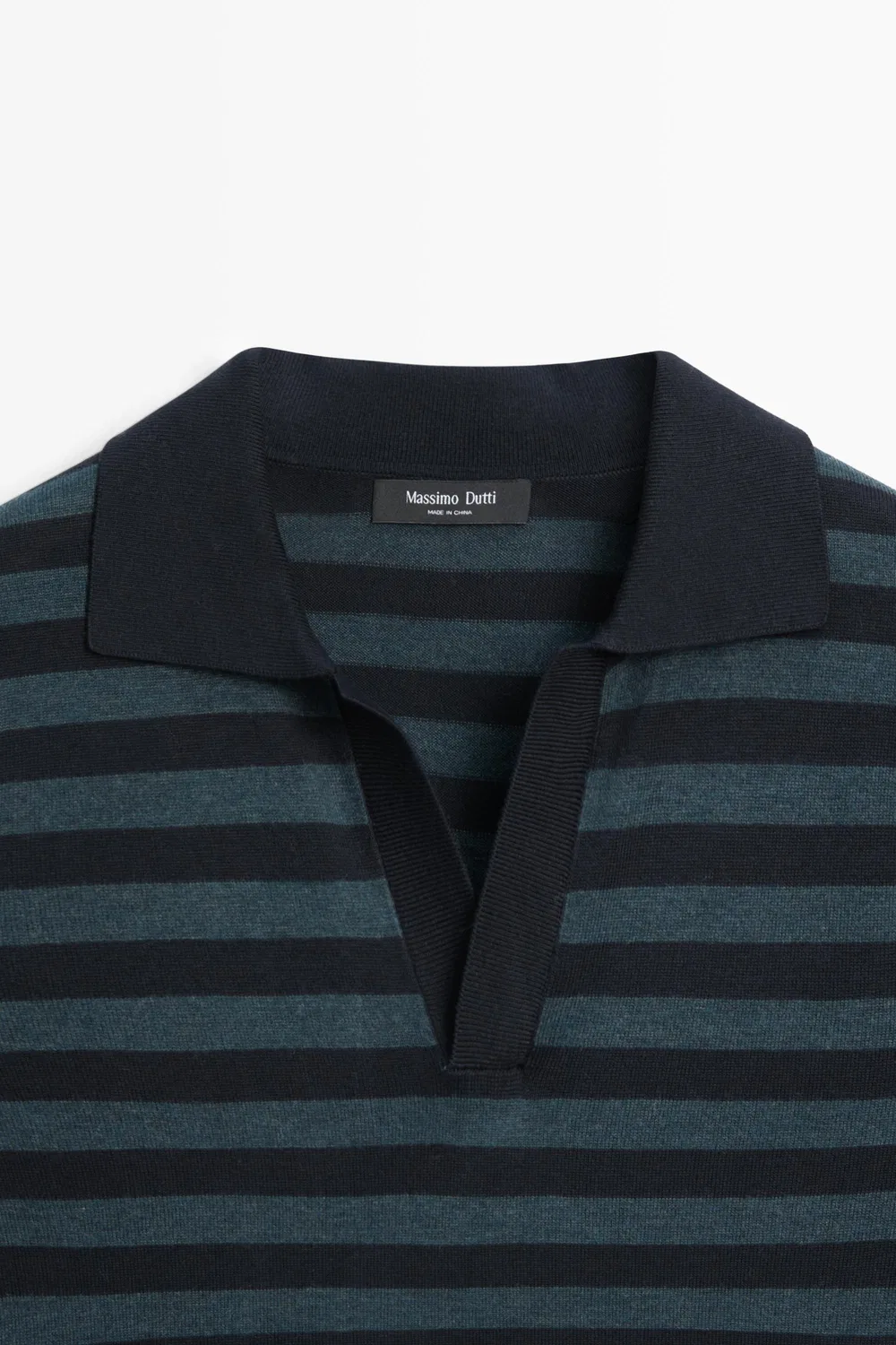 картинка Свитер-поло Massimo Dutti Contrast Striped Knit, индиго от магазина Одежда+