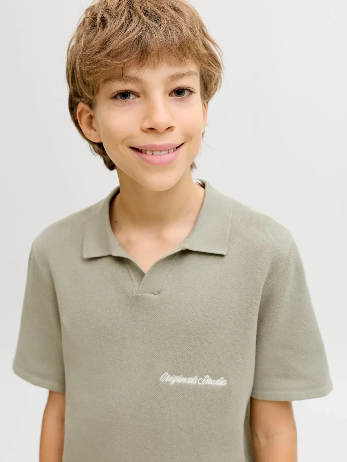 картинка Стрикпольо короткий рукав JACK & JONES Junior, seagrass от магазина Одежда+