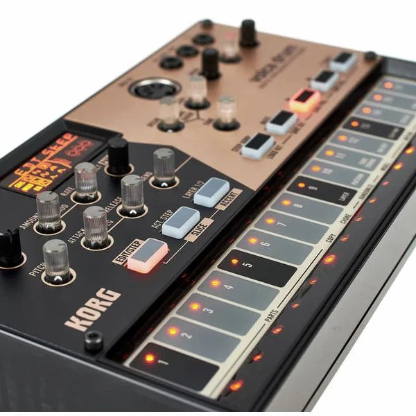 картинка Drumcomputer Korg Volca Drum от магазина Одежда+