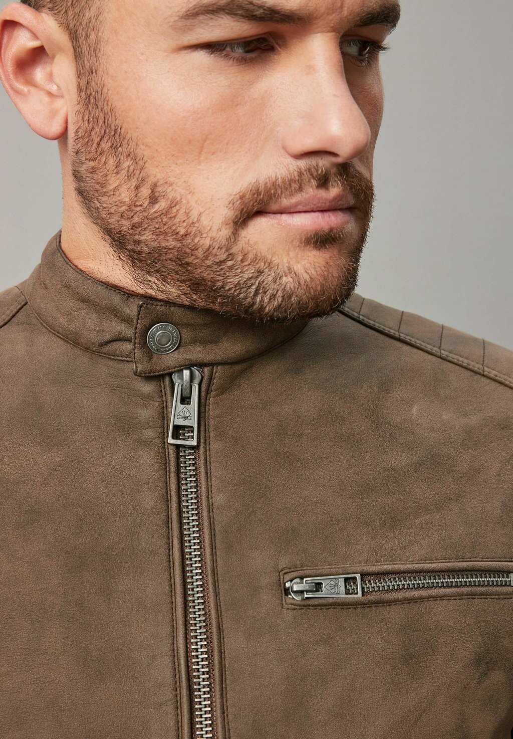 картинка Куртка из искусственной кожи REGULAR FIT Next, цвет brown от магазина Одежда+