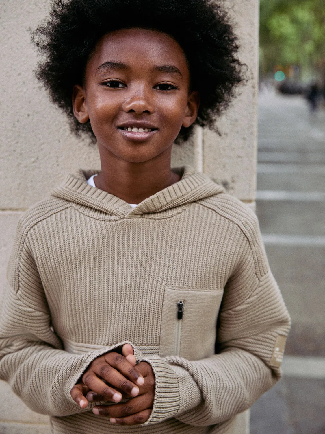 картинка Худи утилитарное вязаное, модель Utility Knitted Hoodie Next, нейтральный от магазина Одежда+