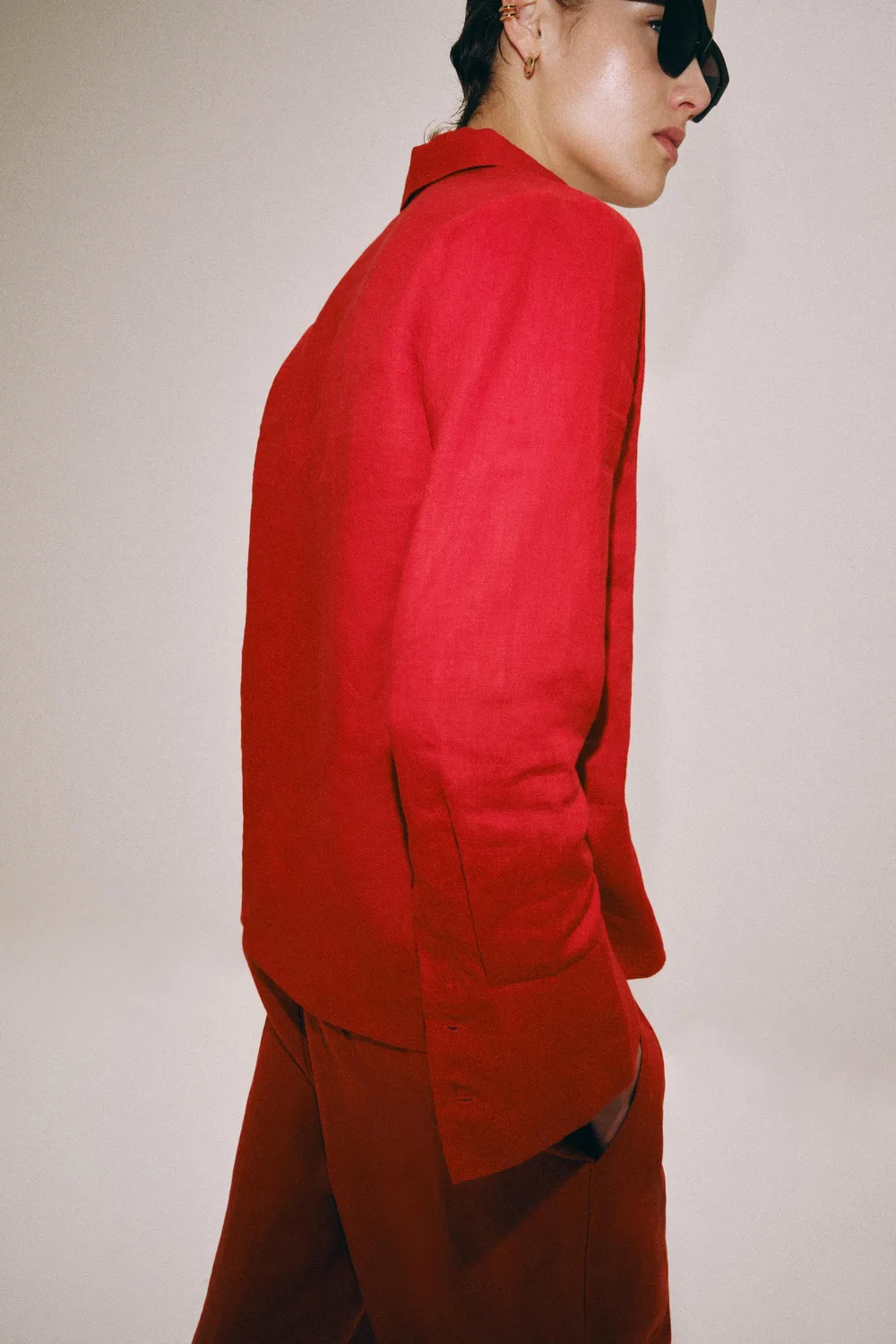 картинка Рубашка из 100% льна из коллекции ZW. ZARA, Red от магазина Одежда+