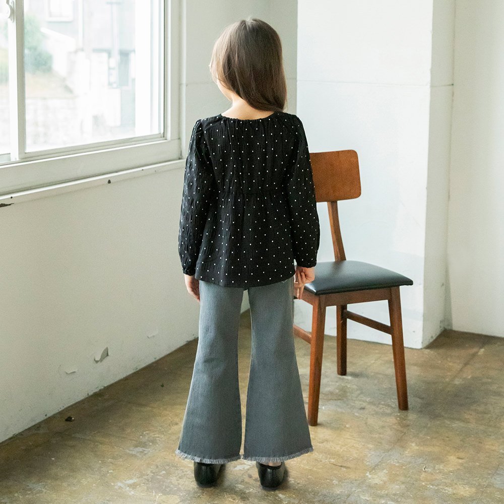 картинка Расклешенные джинсы с бахромой по низу Branshes, Charcoal Gray от магазина Одежда+