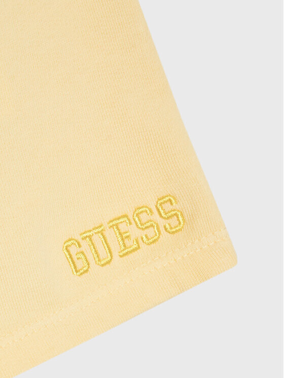 картинка Тканевые шорты стандартного кроя Guess, бежевый от магазина Одежда+