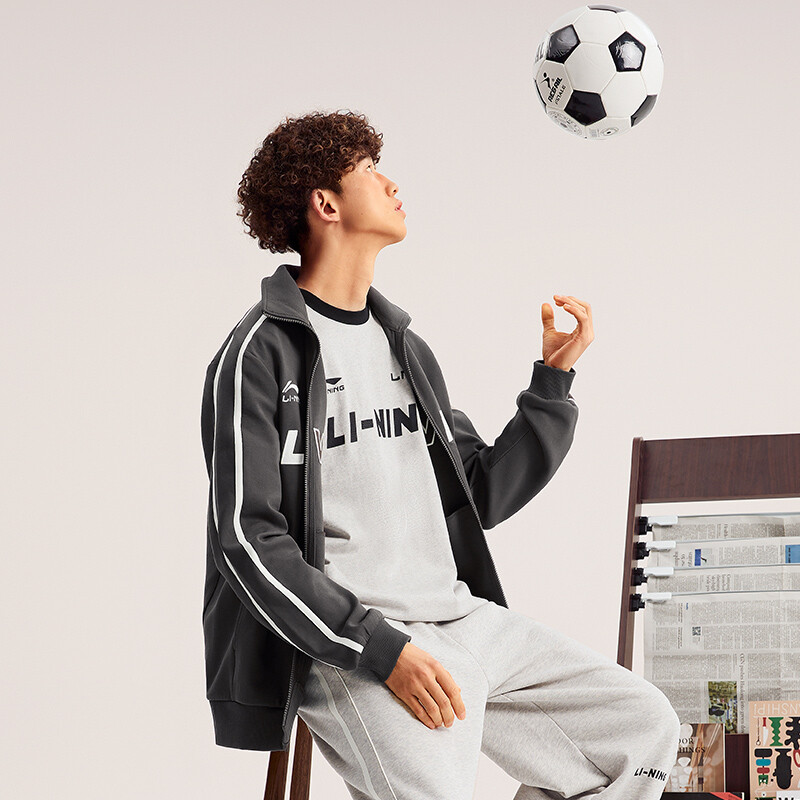 картинка Куртка LiNing Sports Fashion Collection, серый от магазина Одежда+