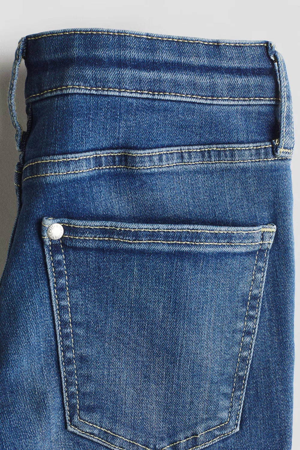 картинка Узкие джинсы H&M, Denimblau от магазина Одежда+