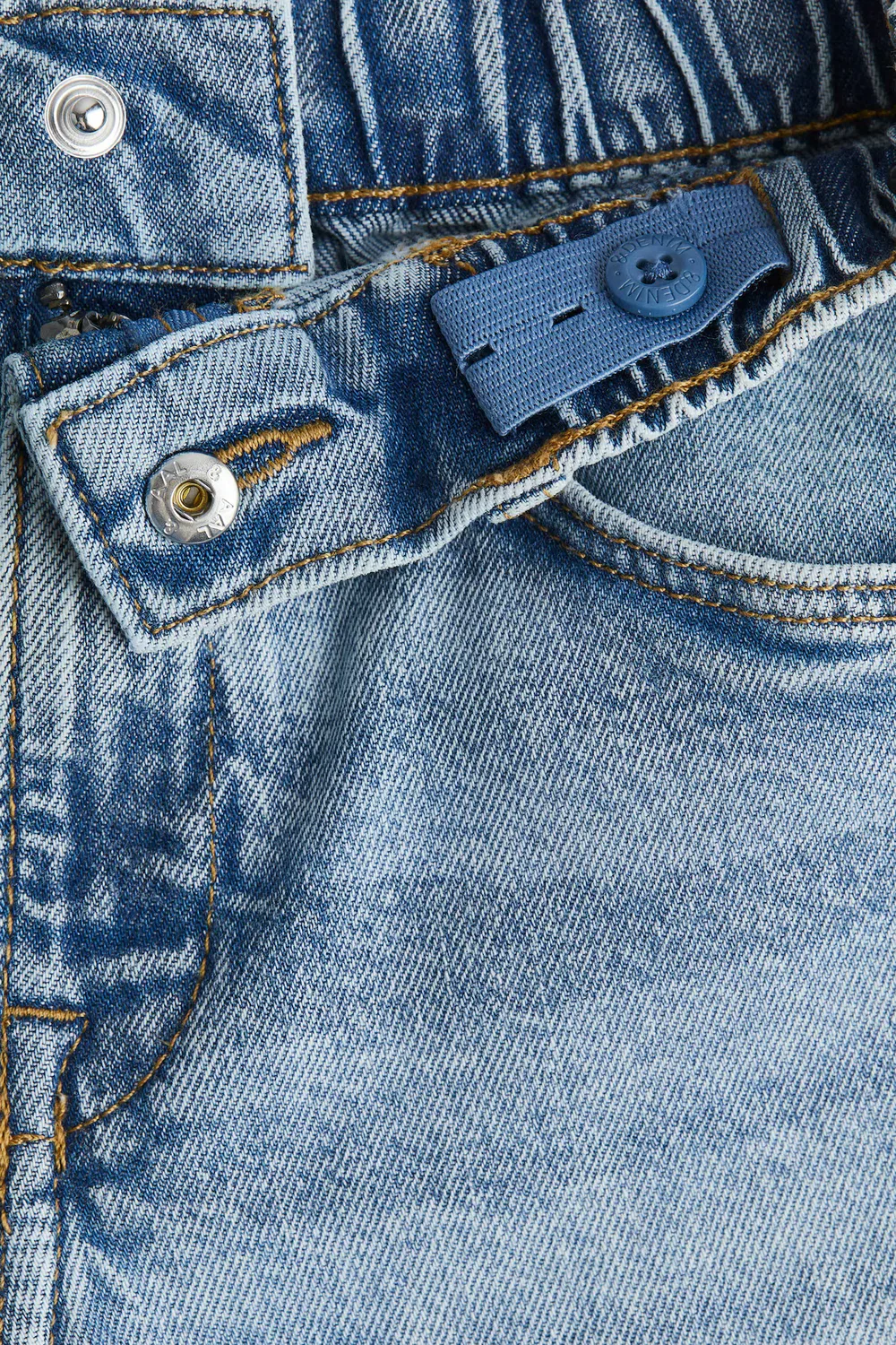 картинка Свободные джинсовые шорты H&M, Denimblau от магазина Одежда+