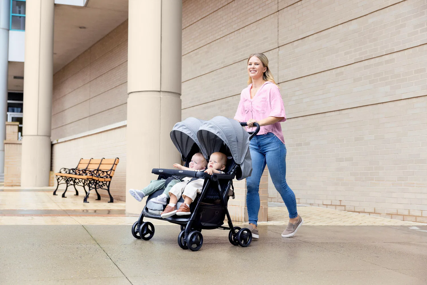 картинка Sibling car duorider steeple Graco, серо-черный от магазина Одежда+