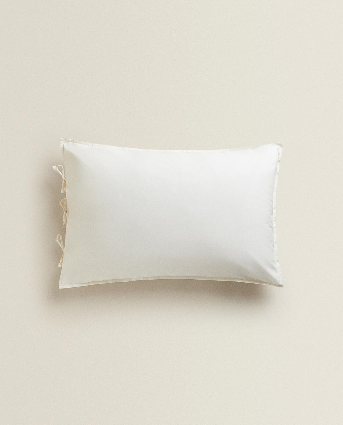 картинка Детская наволочка Zara Home Plain, дымчато-белый от магазина Одежда+