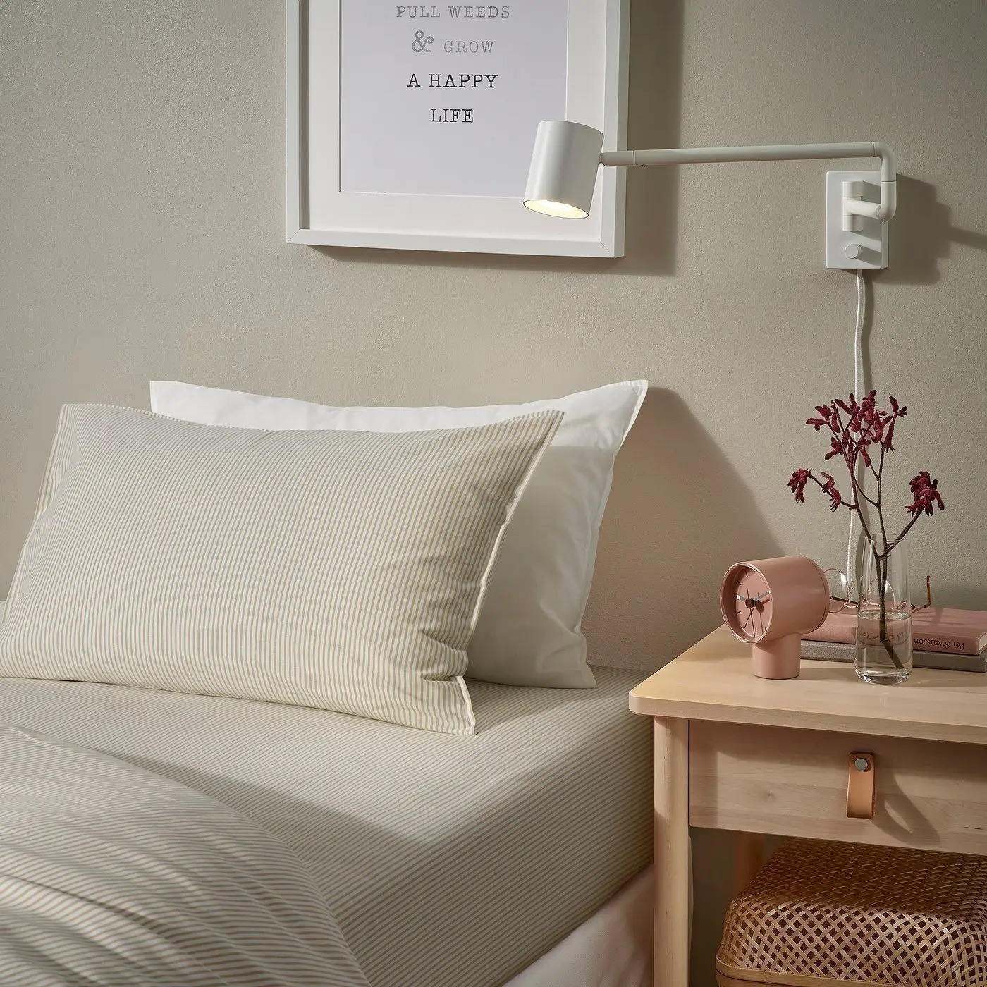 картинка Простыня Ikea Solfibbla, 240x260 см, белый/бежевый от магазина Одежда+