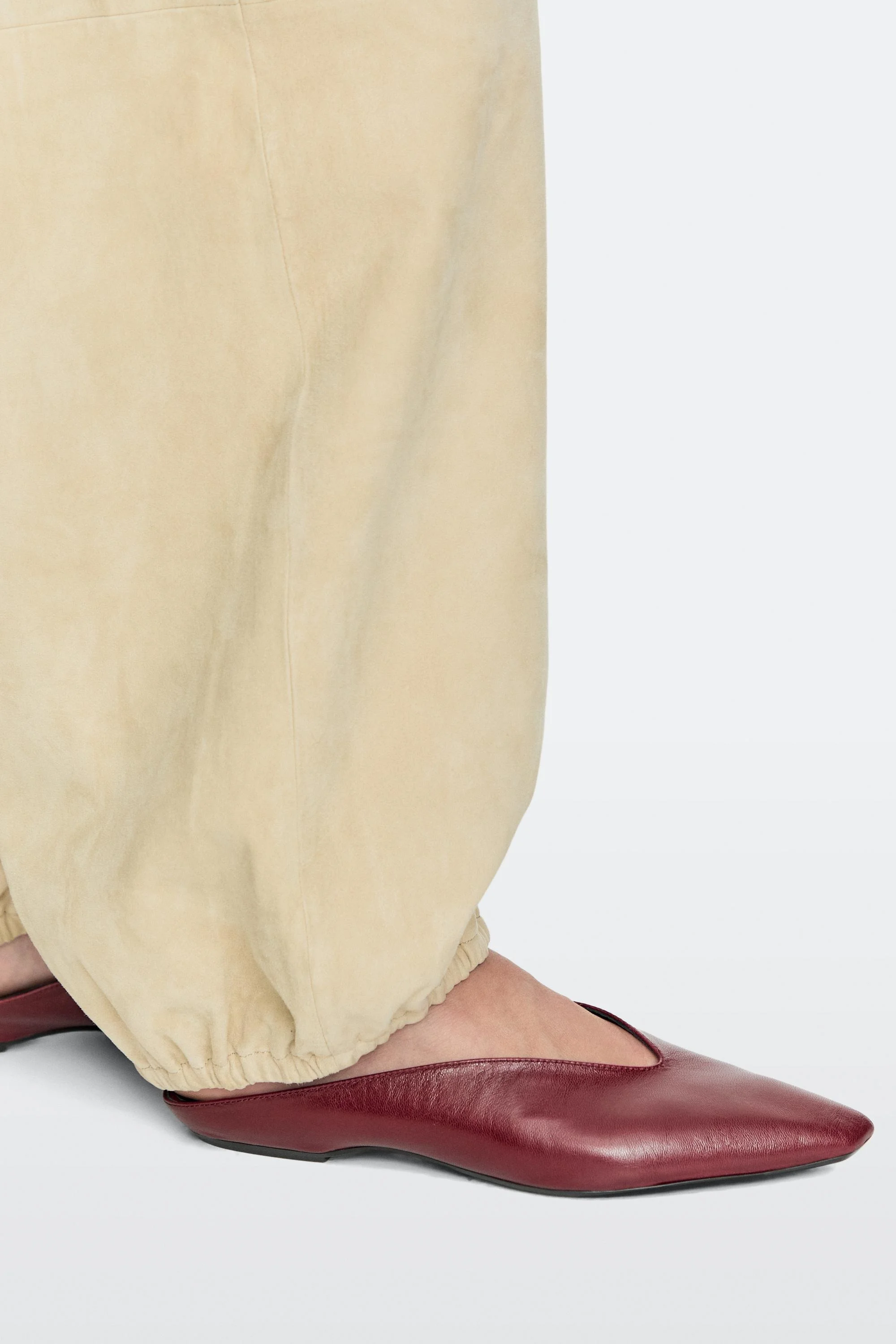 картинка Мюли женские Massimo Dutti Soft Leather, бордовый от магазина Одежда+