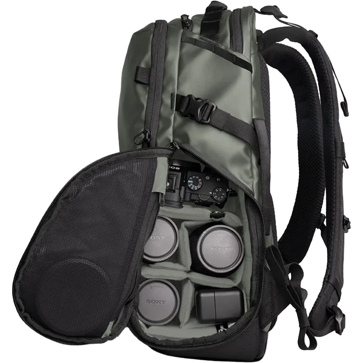 картинка Рюкзак для фотоаппарата Wandrd Stratus Photo 18L, зеленый от магазина Одежда+