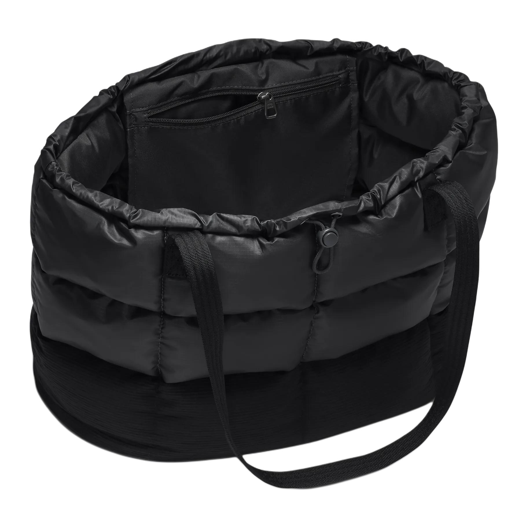 картинка Спортивная сумка Puffle 24L Nike, черная от магазина Одежда+