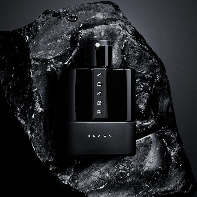 картинка Парфюмерная вода сменный блок Prada Luna Rossa Black Refill от магазина Одежда+