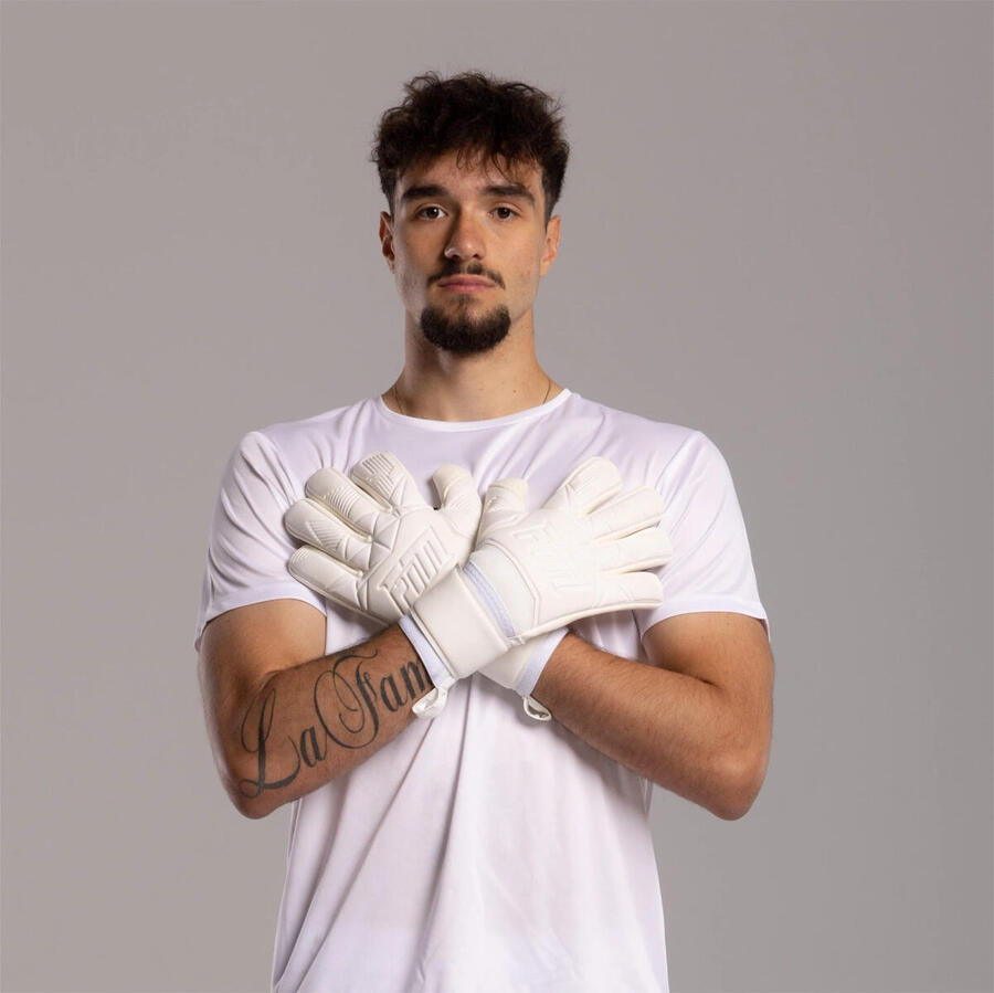 картинка FOOTBALL MASTERS Вратарские перчатки Varis X от магазина Одежда+