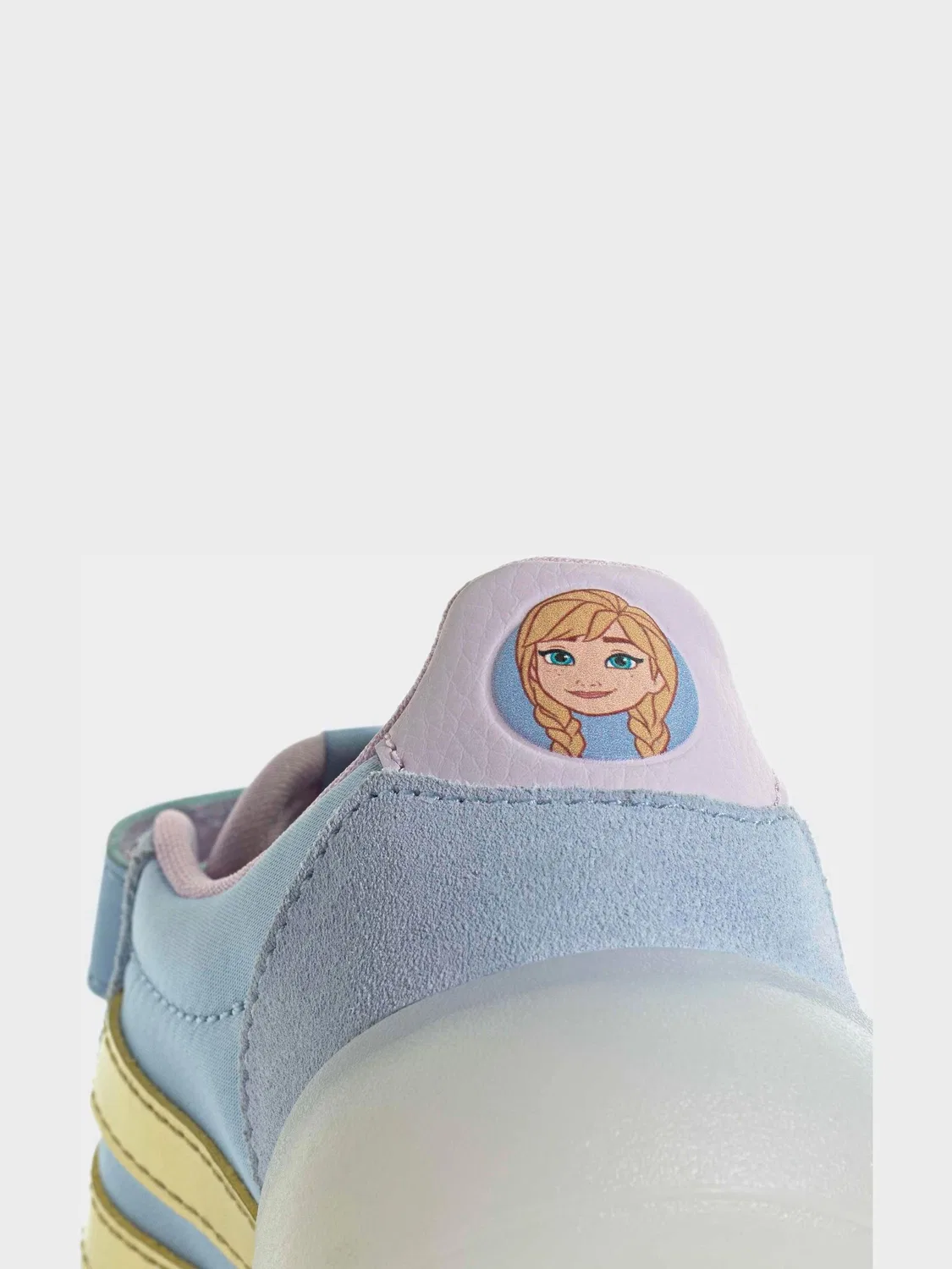 картинка Кроссовки Frozen Barreda Decode adidas, синие от магазина Одежда+