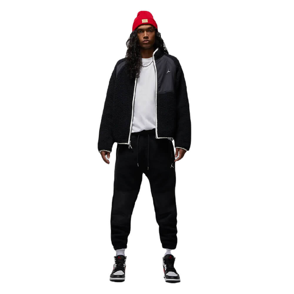 картинка Куртка Nike Jordan Essentials, черно-серый от магазина Одежда+