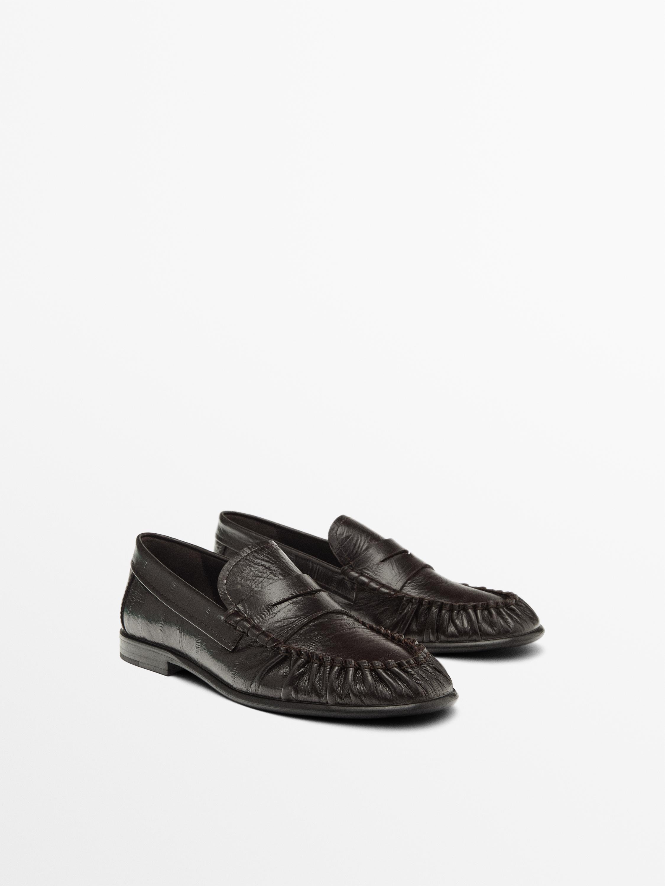 картинка Лоферы женские Massimo Dutti Embossed Leather, коричневый от магазина Одежда+