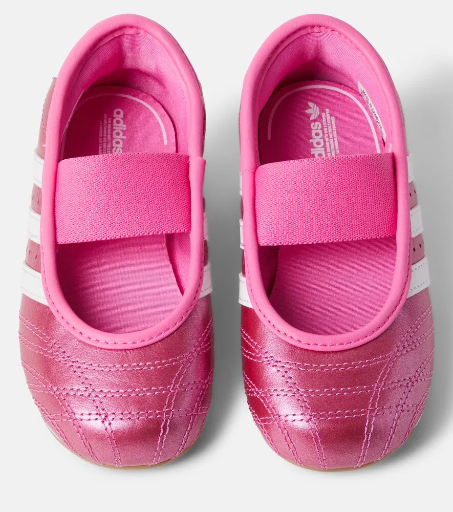 картинка Металлические кожаные балетки Мэри Джейн Adidas Originals Kids, розовый от магазина Одежда+
