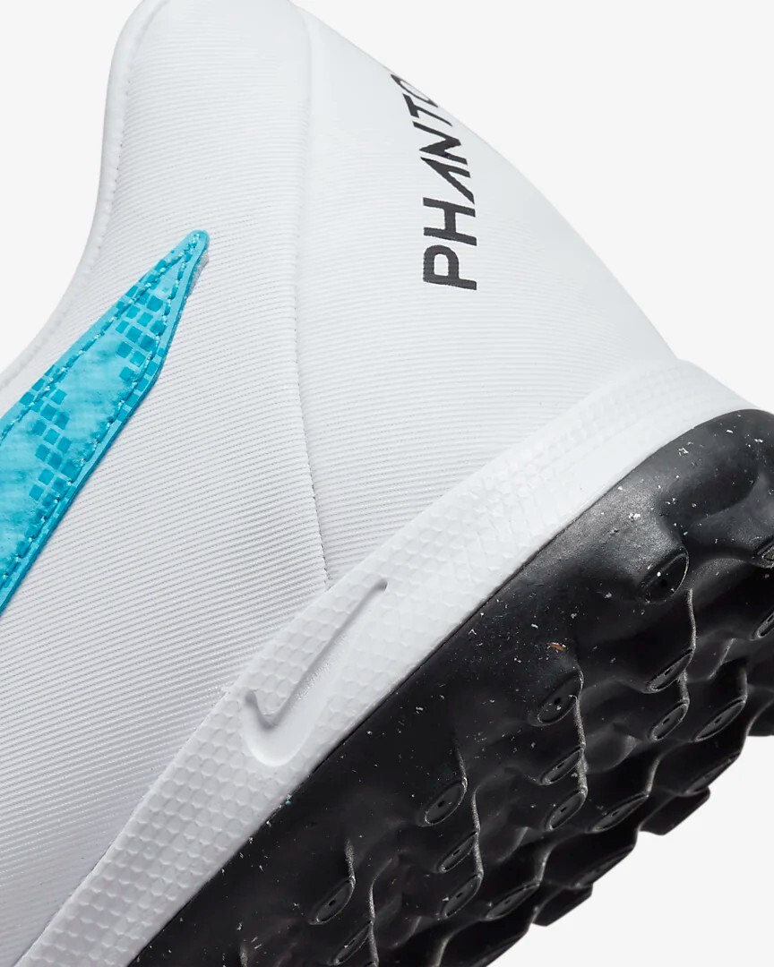 картинка Футбольные кроссовки Nike Phantom GX Academy TF, белый/голубой от магазина Одежда+