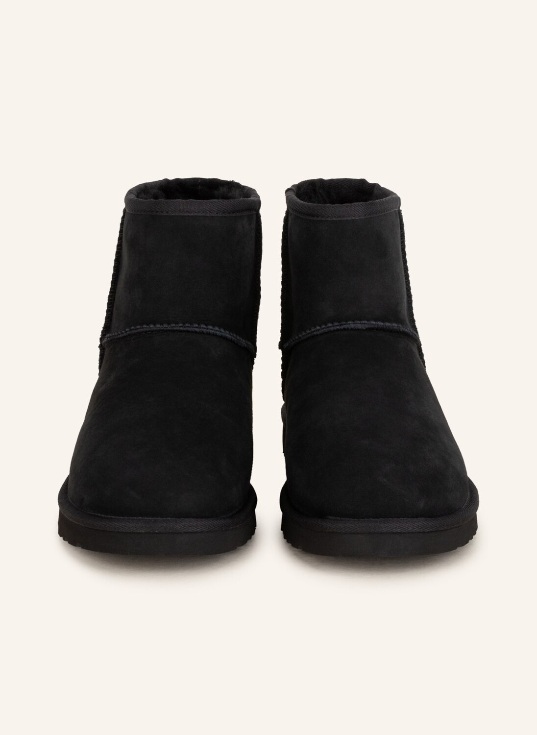 картинка Угги мужские UGG классические короткие, черный от магазина Одежда+