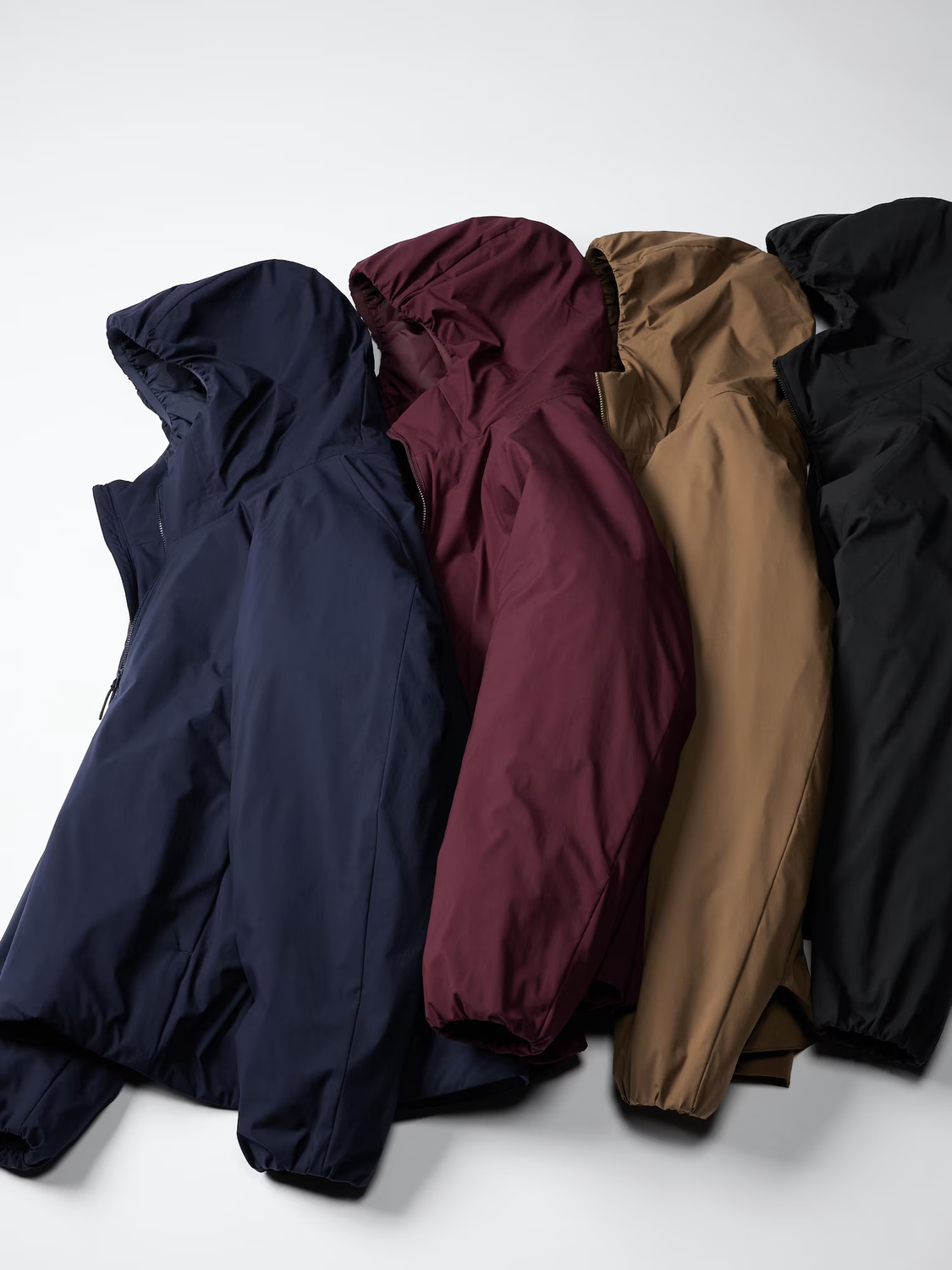 картинка Мужская утепленная ветровка Uniqlo, 09 черный от магазина Одежда+