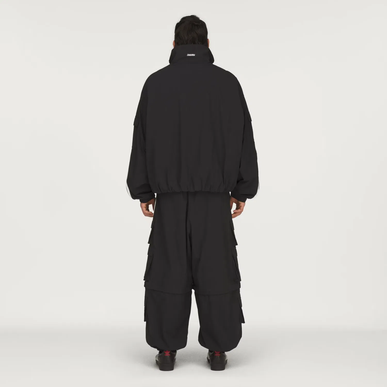 картинка Куртка Adidas Originals x Willy Chavarria Track, черный от магазина Одежда+