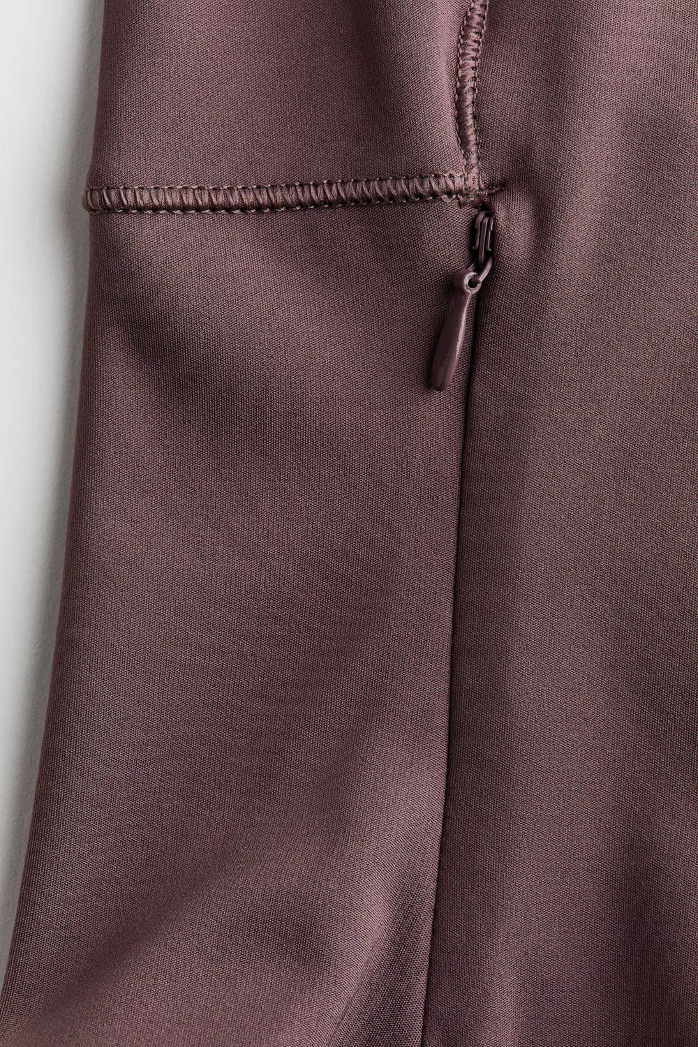 картинка Спортивная куртка с технологией Drymove H&M, Lila-Graubraun от магазина Одежда+