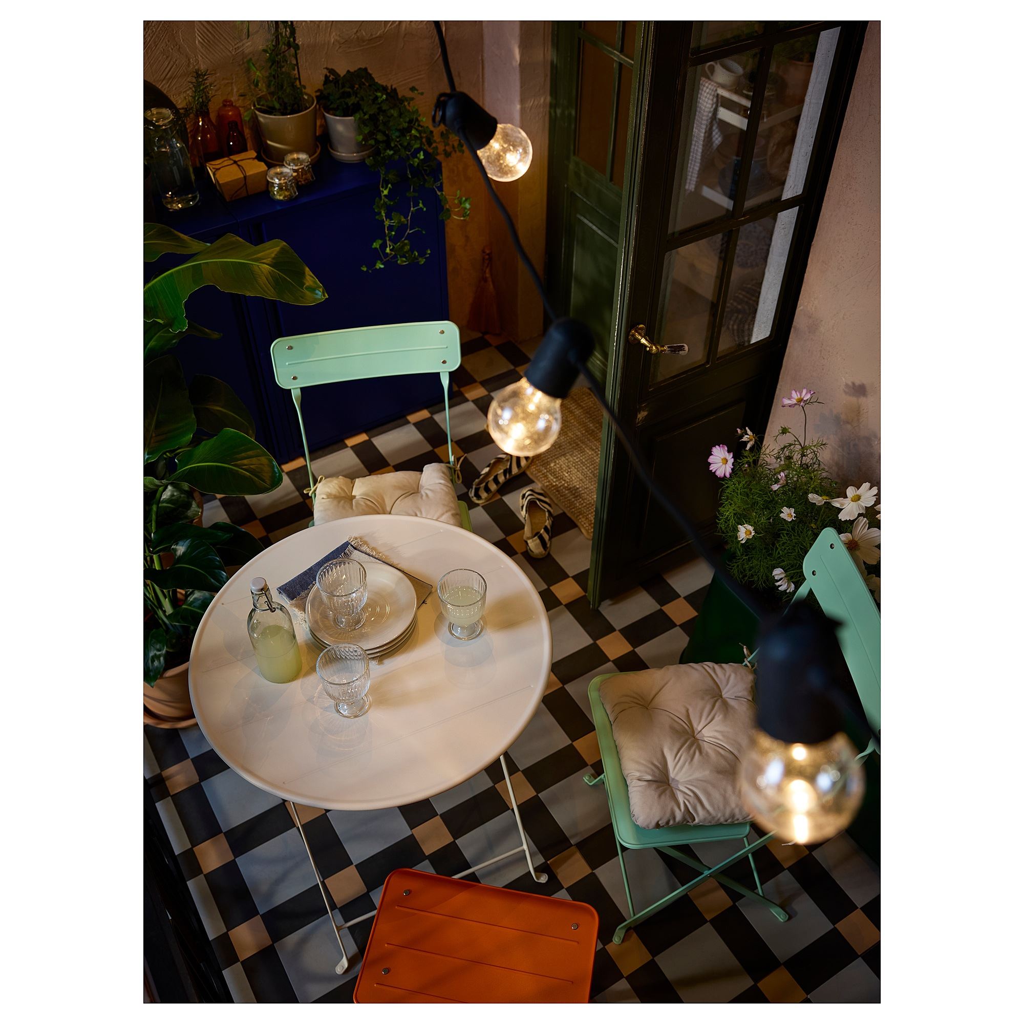 картинка Складной стол SUNDSÖ IKEA, 65x65, белый от магазина Одежда+