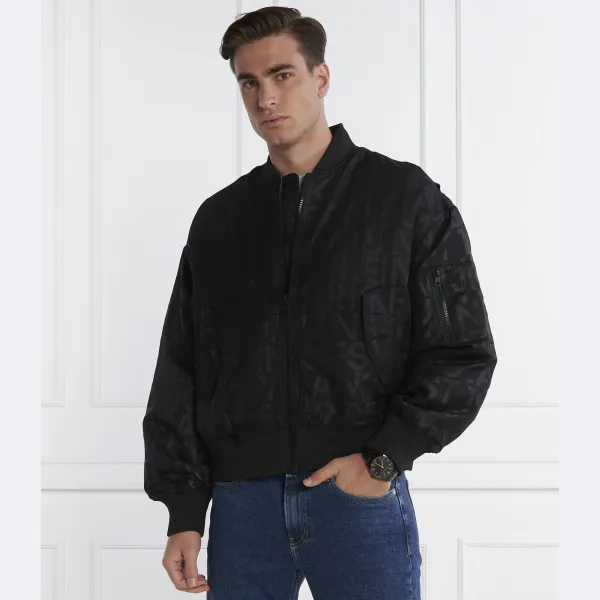 картинка Бомбер Calvin Klein Logo Aop Fashion, черный от магазина Одежда+