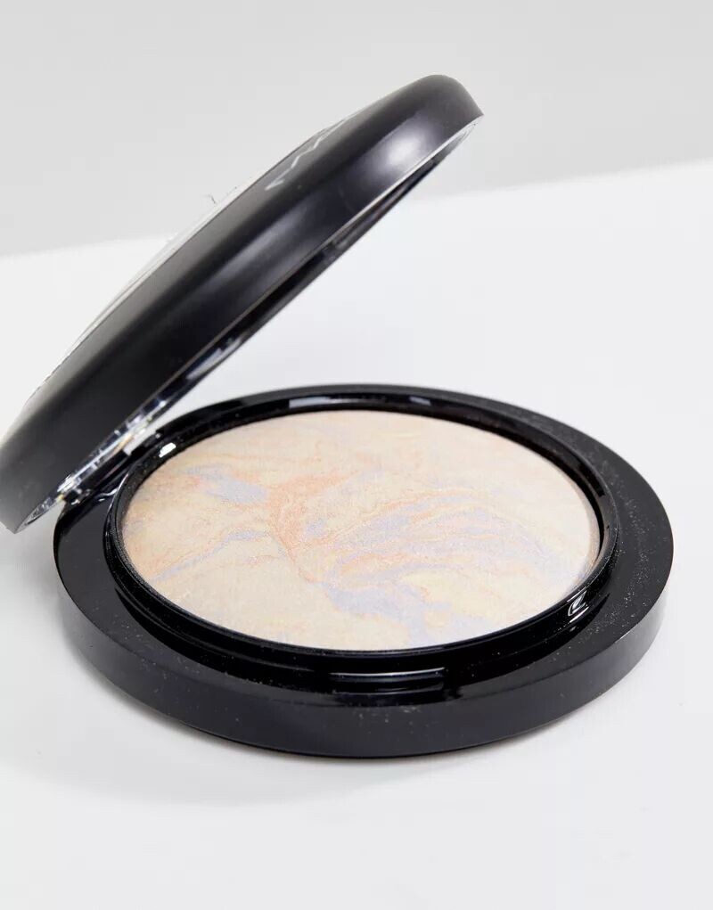 картинка MAC – Mineralize Skinfinish – Lightscape – Хайлайтер от магазина Одежда+