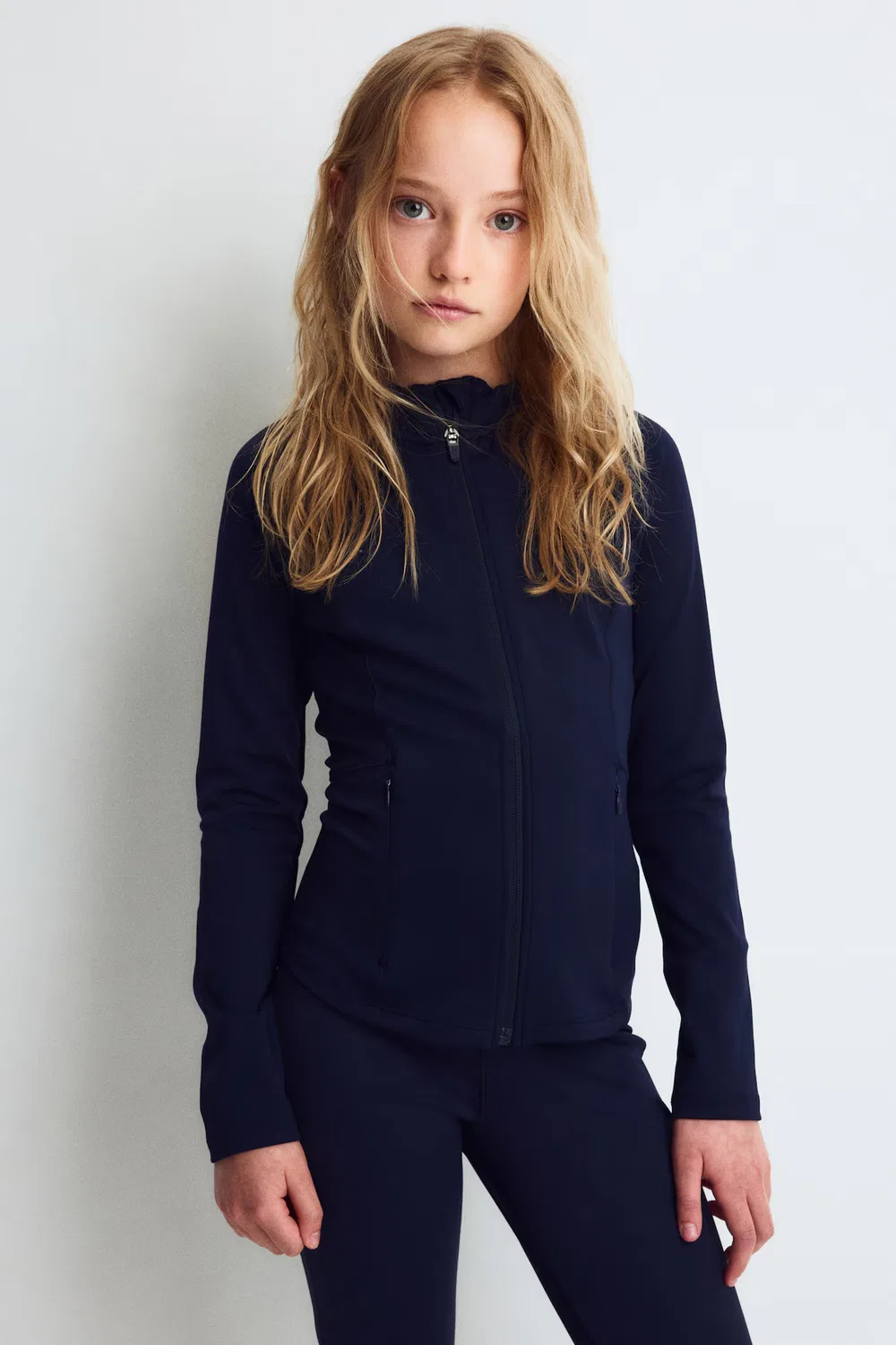 картинка Спортивная куртка с технологией Drymove H&M, Navy Blue от магазина Одежда+