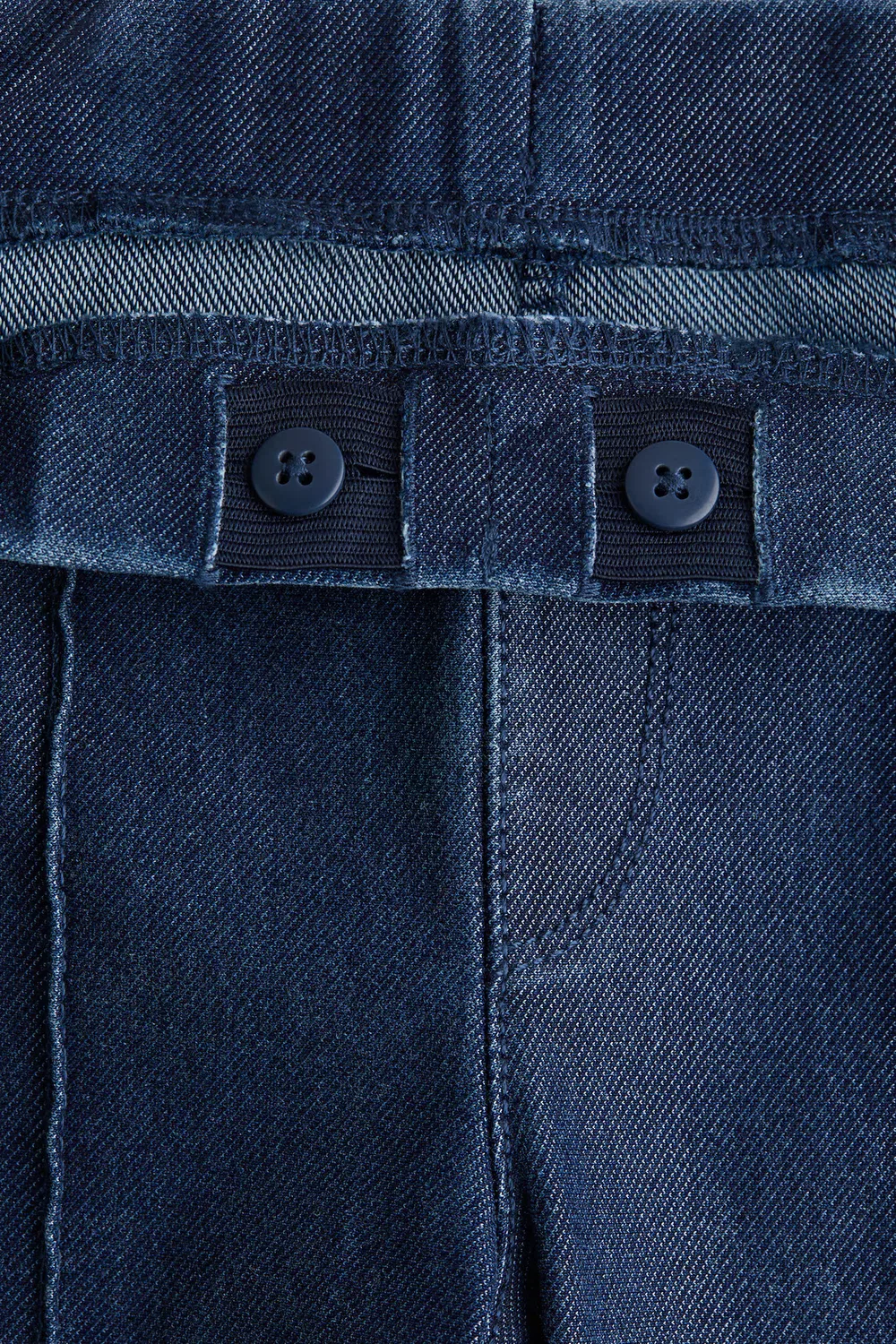 картинка Выставлены джеггинсы H&M, Dunkles Denimblau от магазина Одежда+