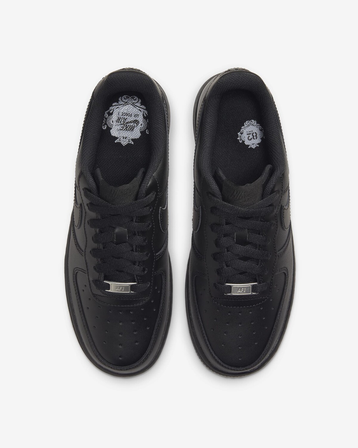 картинка Кроссовки Nike Air Force 1 '07 Triple Black от магазина Одежда+