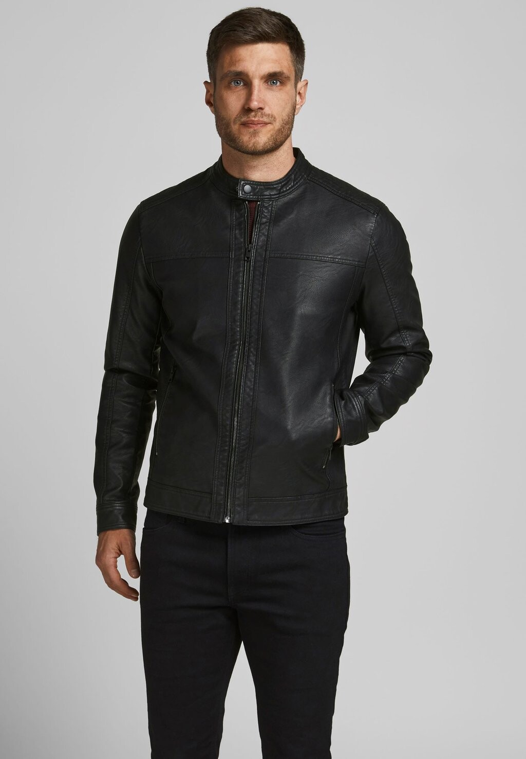 картинка Куртка Jack & Jones Jjewarner Noos, черный от магазина Одежда+