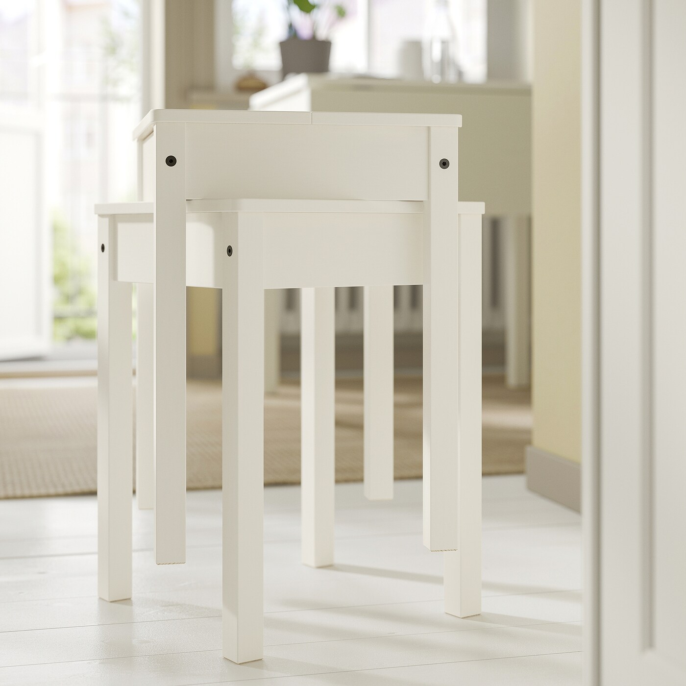 картинка Табурет IKEA, белый от магазина Одежда+