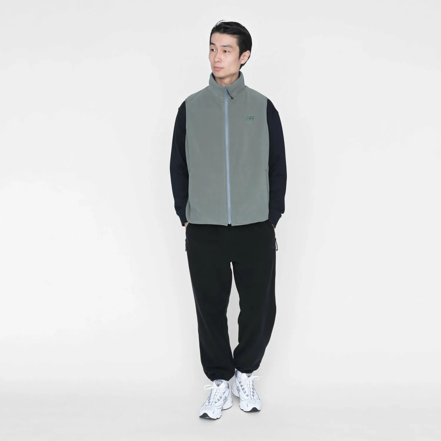 картинка Двусторонний жилет Pertex New Balance, MCN от магазина Одежда+
