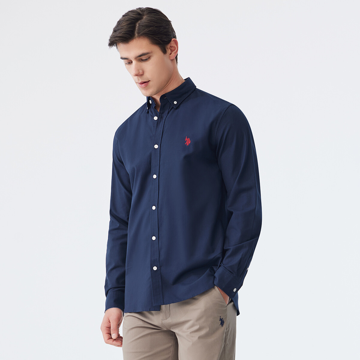 картинка Мужская рубашка U.S. Polo Assn., темно-синяя от магазина Одежда+