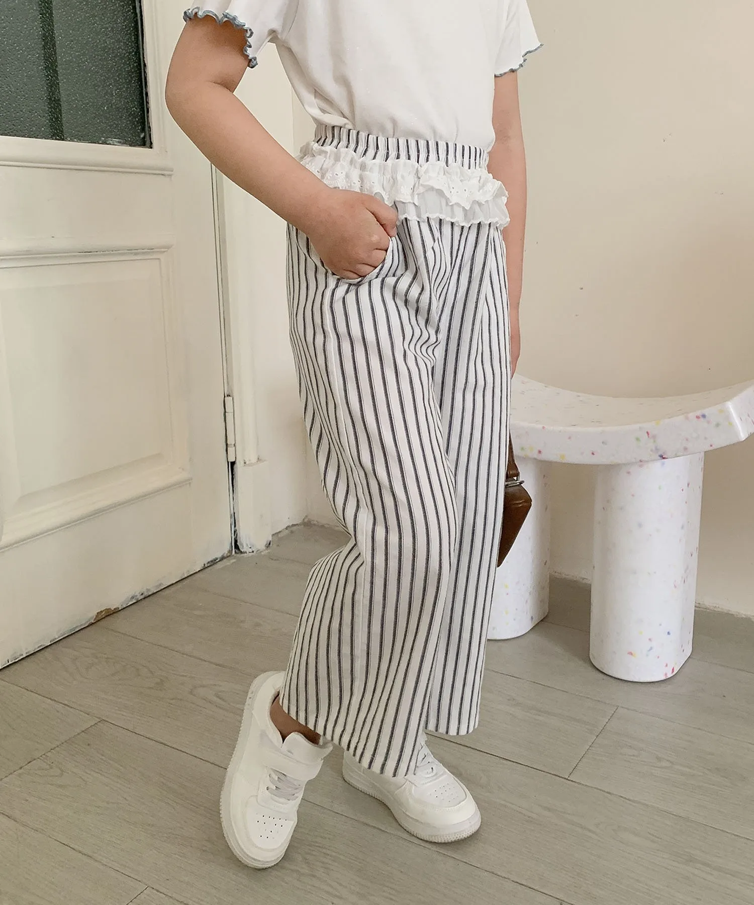 картинка Детские полосатые широкие штаны Aimoha Kids, gray от магазина Одежда+