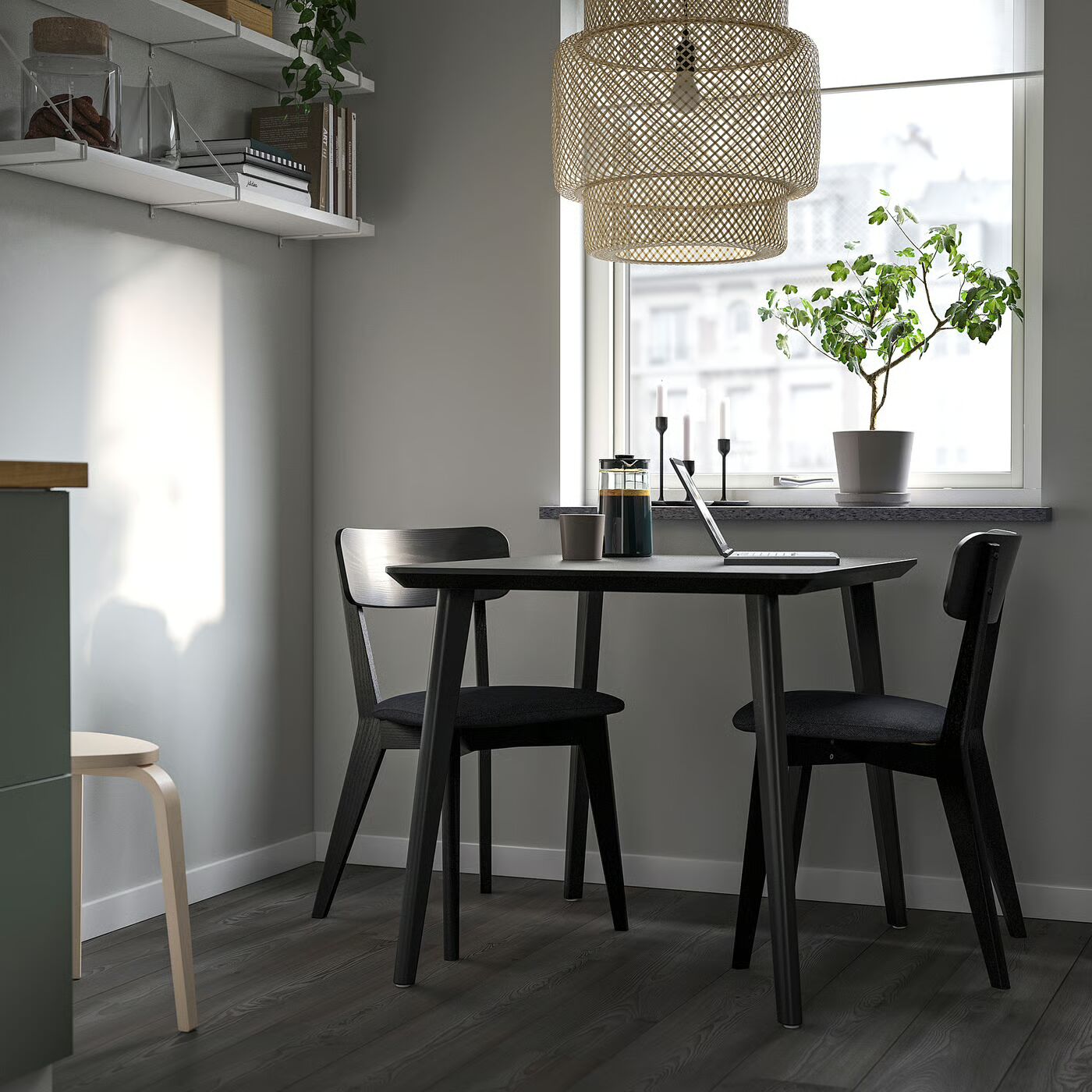 картинка Стол IKEA LISABO, 88х78, черный шпон ясеня от магазина Одежда+