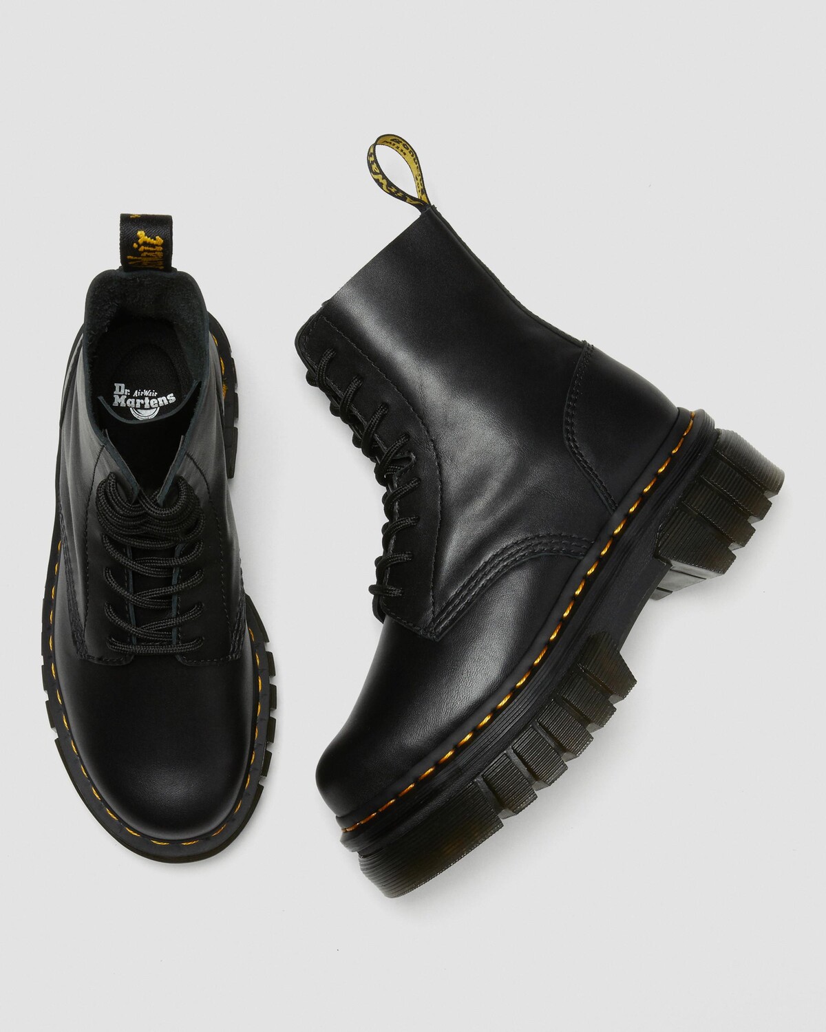 картинка Ботильоны Dr. Martens Audrick на платформе из кожи наппа от магазина Одежда+