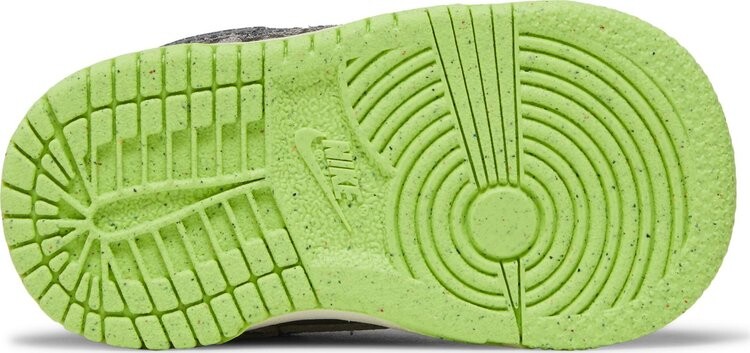 картинка Кроссовки Nike Dunk Low SE TD 'Halloween - Cauldron', серый от магазина Одежда+