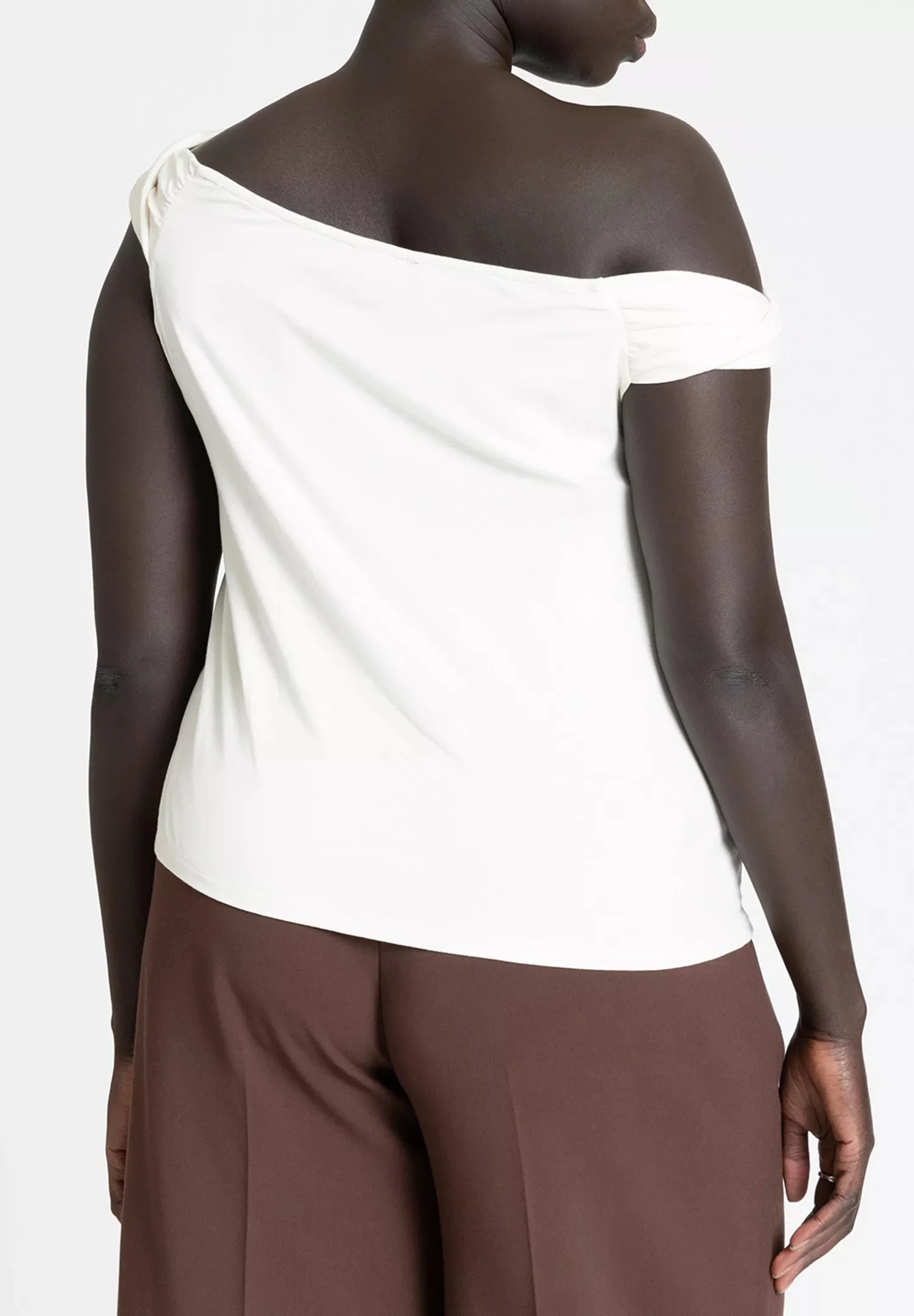 картинка Топ ELOQUII Asym Twist Sleeve, тофу от магазина Одежда+