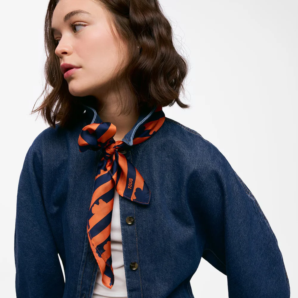 картинка Платок Tous Bear Stripes, тёмно-синий от магазина Одежда+
