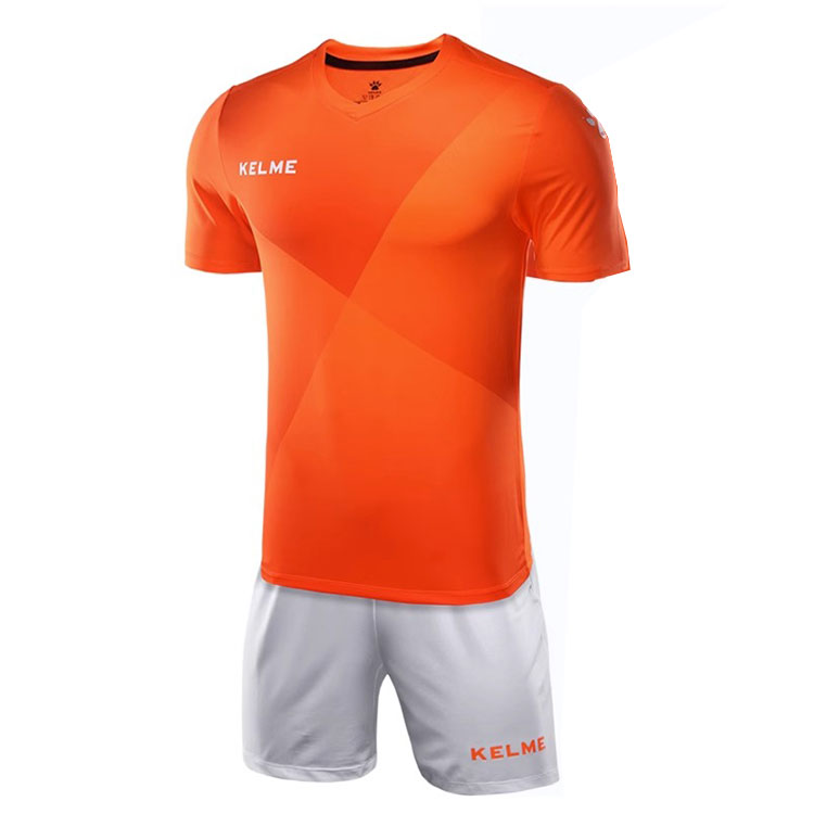 картинка Футбольная форма мужская KELME, серебро от магазина Одежда+