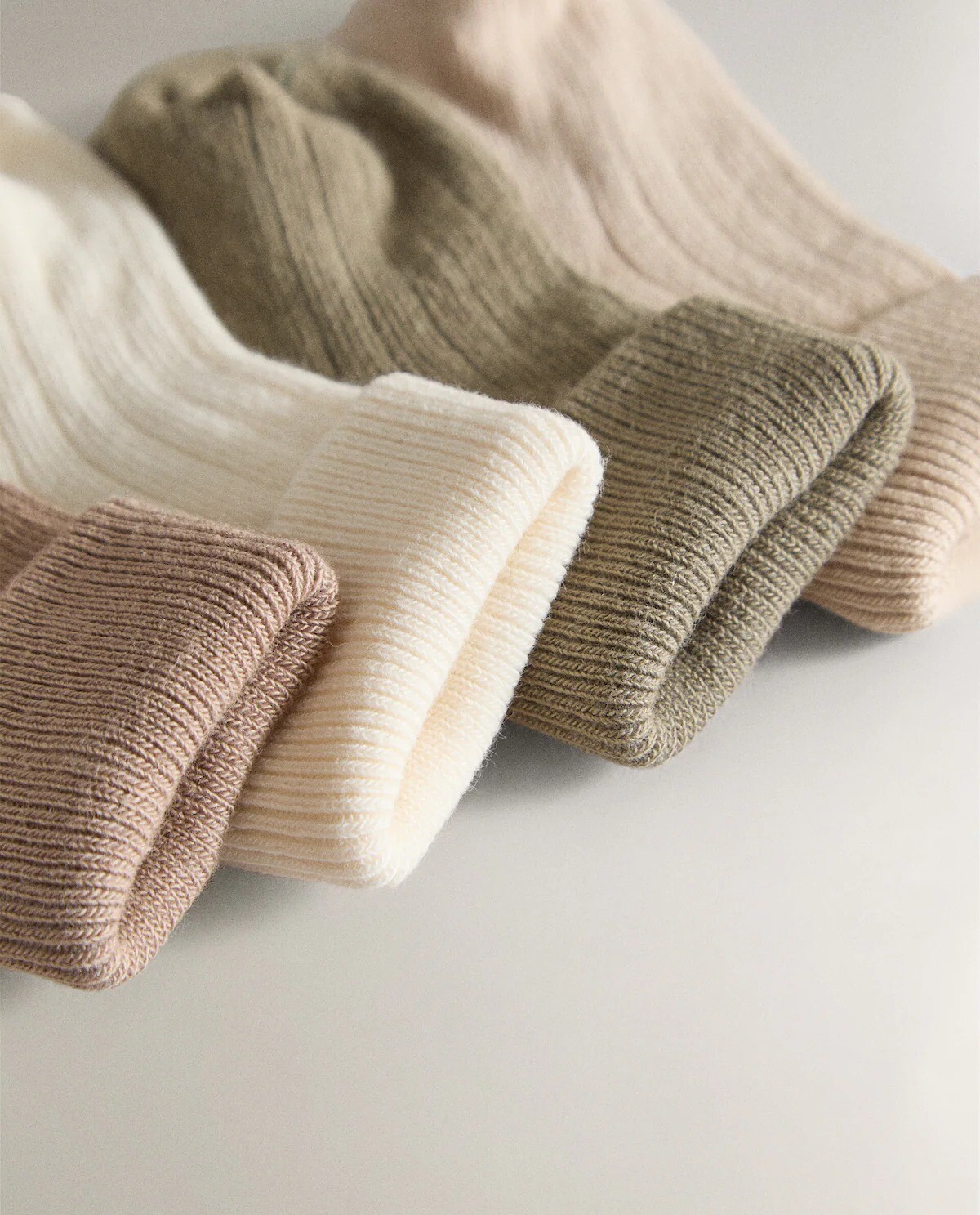 картинка Детские носки Zara Home, 4 пары, мультиколор от магазина Одежда+