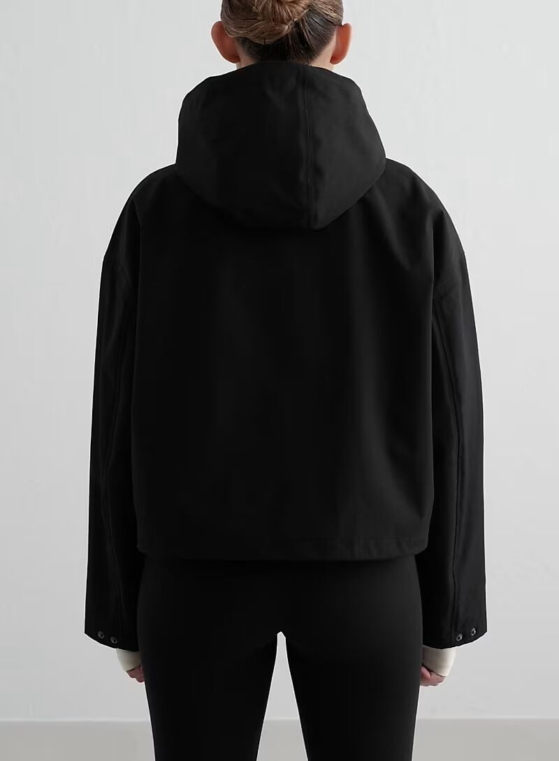 картинка Укороченный водонепроницаемый анорак Aim'n Black черного цвета от магазина Одежда+